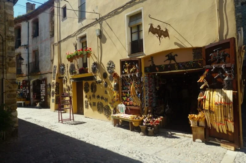 besalu handcrafted items