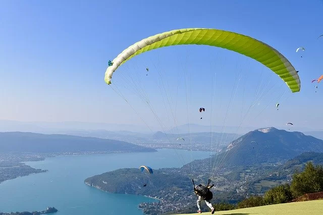 Paragliding