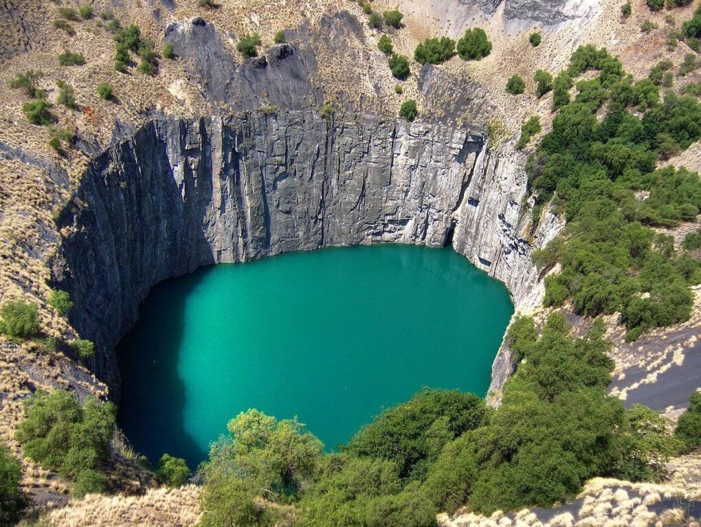 Big Hole - Landmarks of South Africa