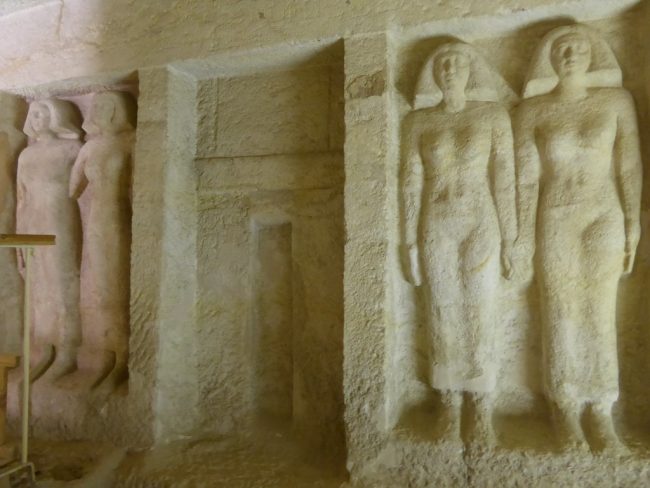 Tomb of Queen Meresankh III 