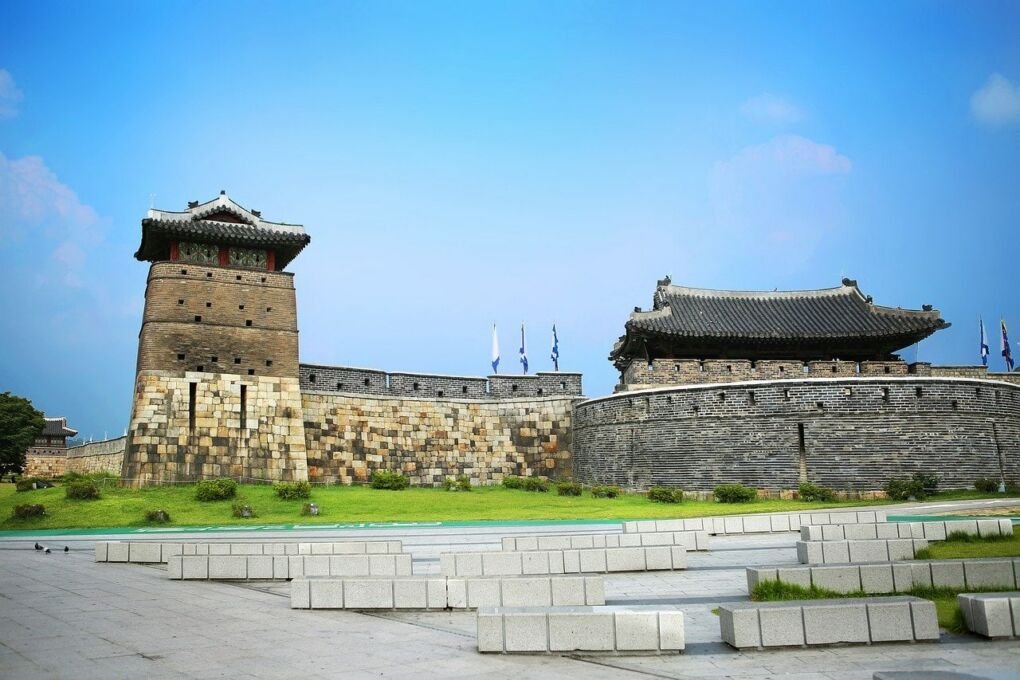 Places in South Korea: Suwon