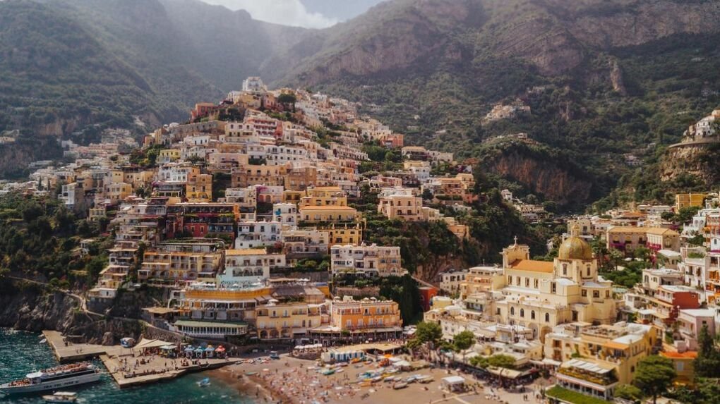 aerial view of buildings in Amalfi