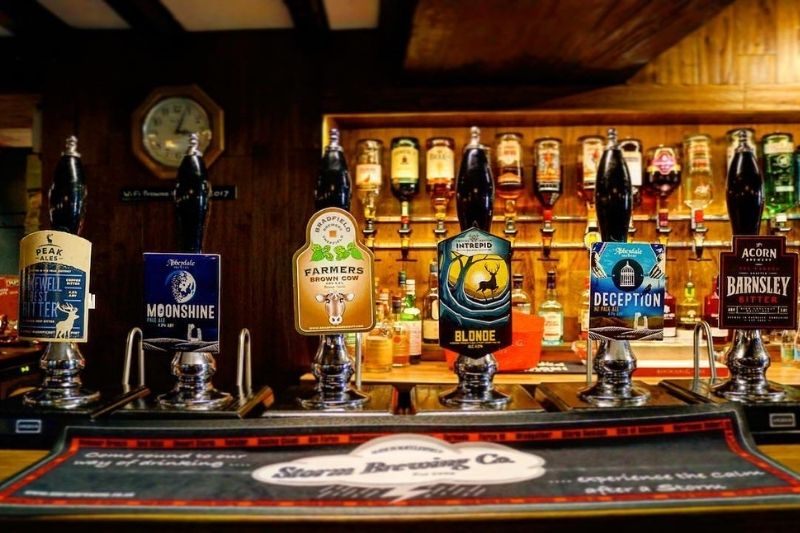 beers on tap at a London pub