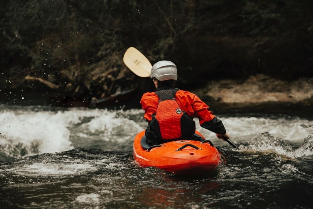 kayaking-on-rapids