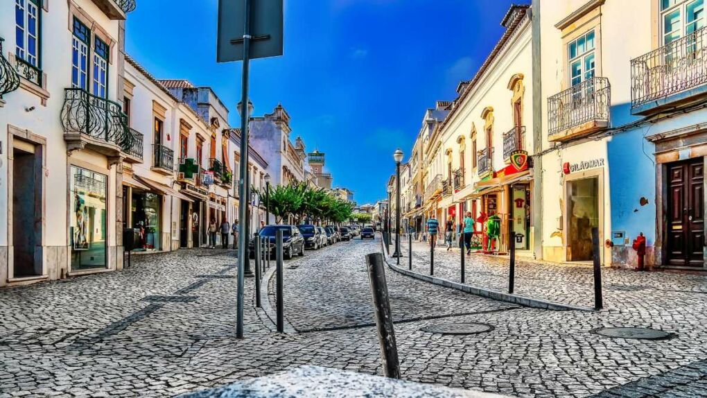 tavira-street-Algarve-