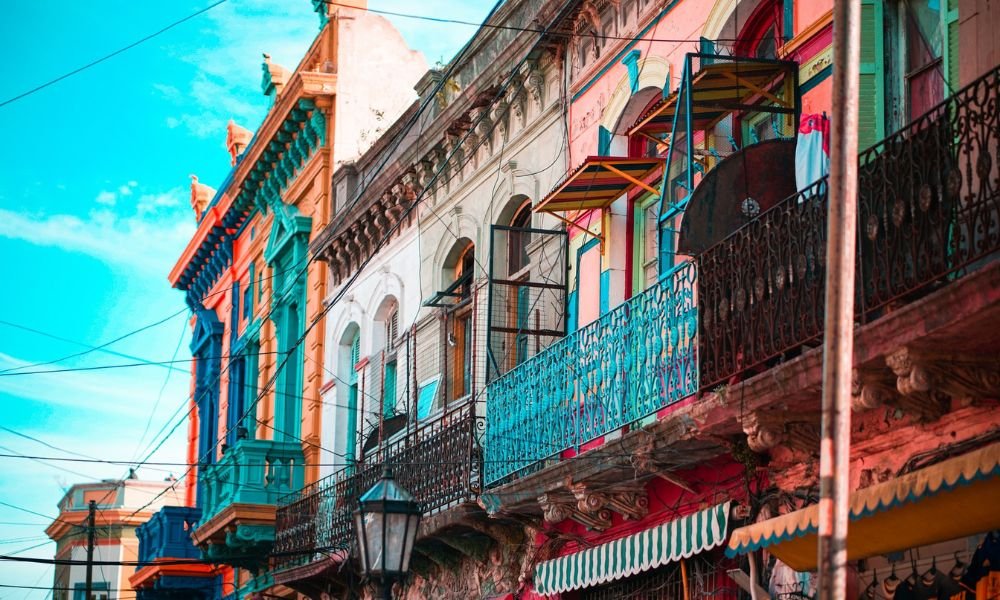 vibrant buildings in Buenos Aires