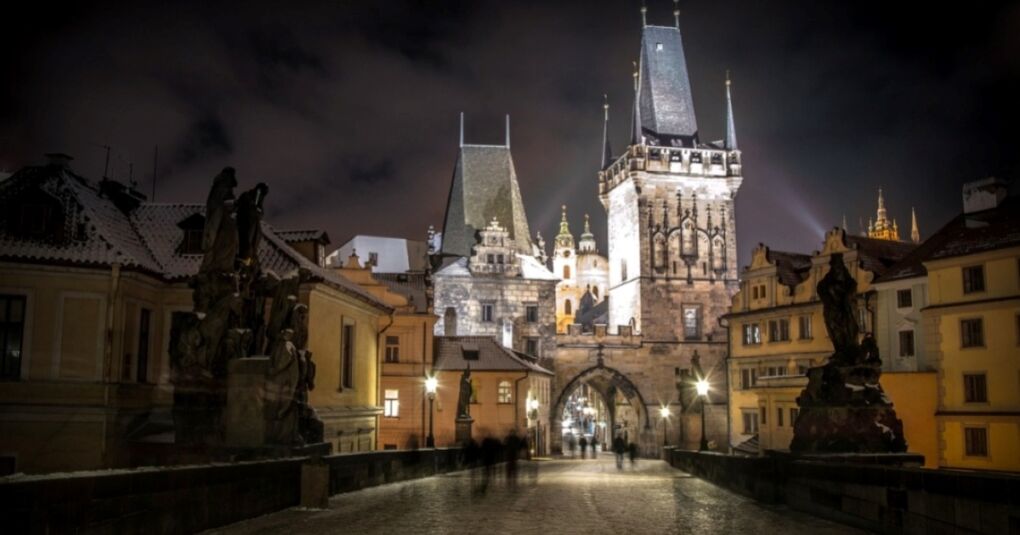 Prague Gothic Theme 