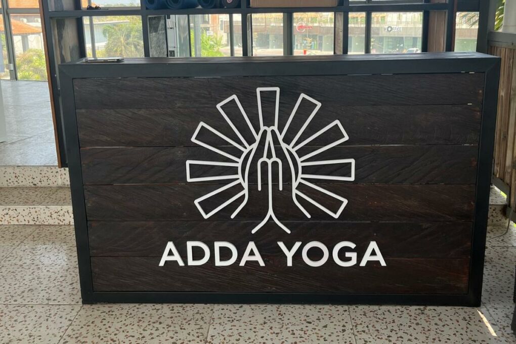 adda-yoga-sign