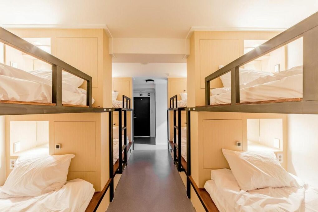 shared-dormitory-room-at-guesthouse-dear-moon
