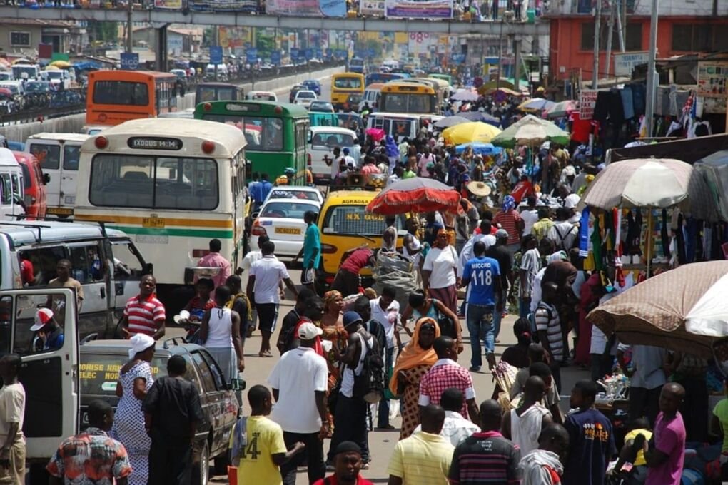 Busy-urban-street