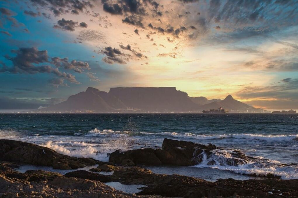 feature-image-table-mountain-sunset