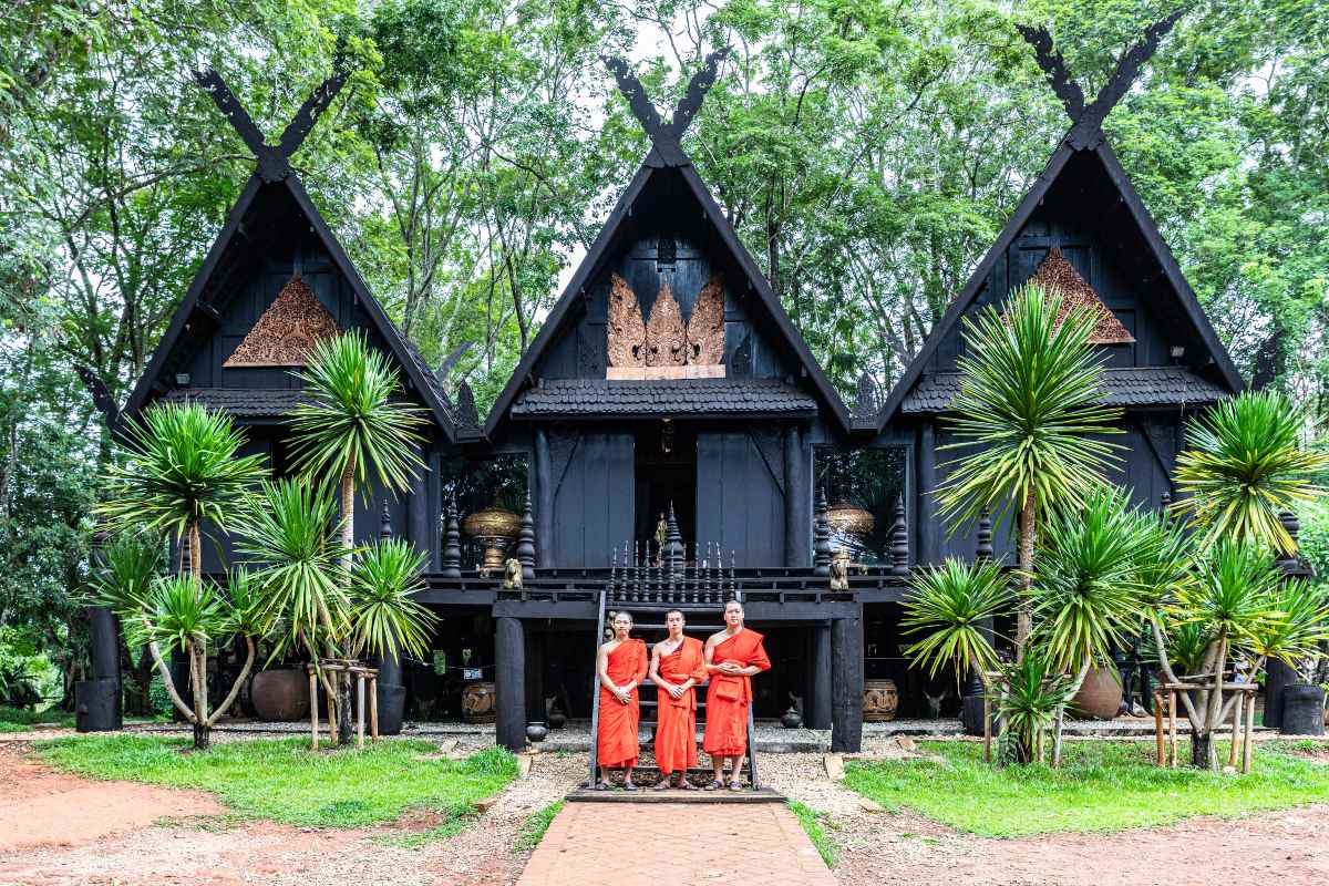 Monks-in-front-of-a-temple