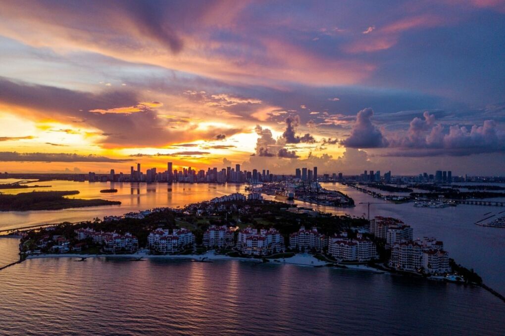 alt=Image of Fisher island in the evening