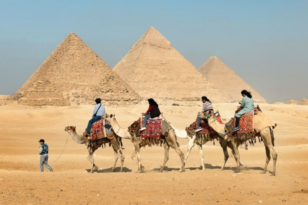 egypt-pyramids-camels