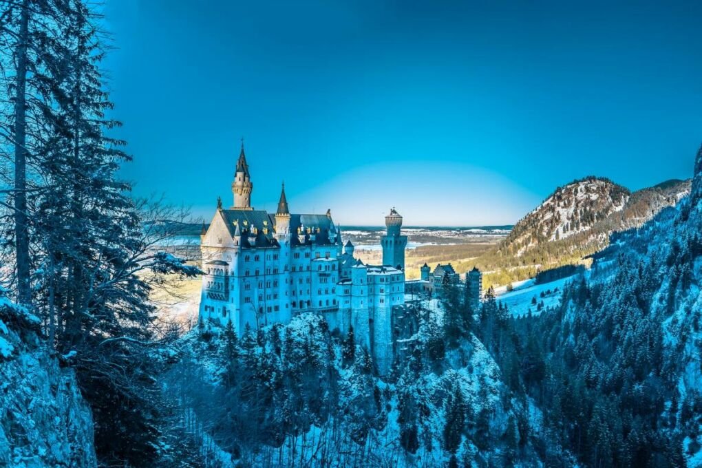 Image of neuschwanstein castle in Germany