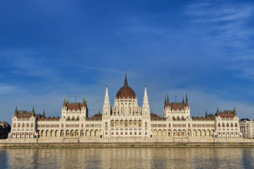 Image-of-house-of-parliament-in-budapest