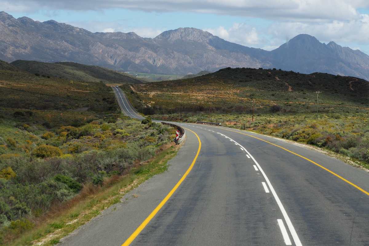 Photo of a road on the Garden Route