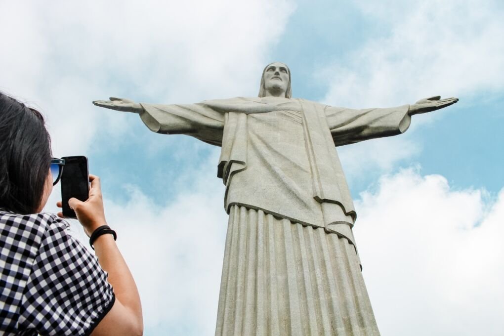 Christ-The-Redeemer-FI-2|Beach-in-Brazil|Brazil-beach-with-boats|Brazilian-fan-with-flag|Carnival-in-Brazil|Christ-The-Redeemer-Brazil|Favelas-William-2|Informal-housing-in-Brazil|Little-girl-holding-flag|Waterfall-in-the-Amazon